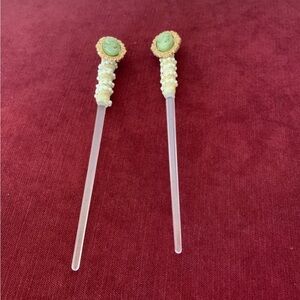 ‼️New‼️1  Pack of 2 Classic Roman Style Hair Pins/Sticks